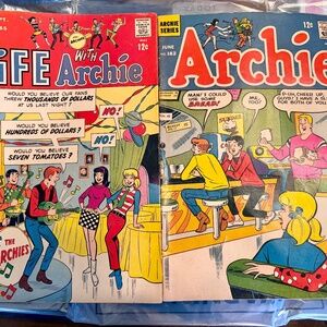 Archie collectible comic books set of 2 1967 1968